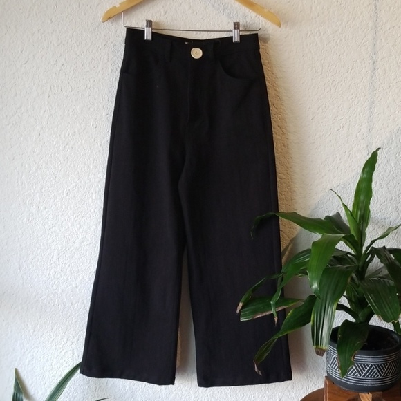 Black highrise crops - Picture 1 of 1